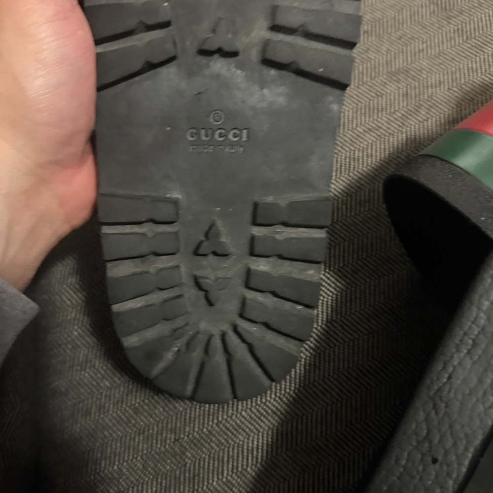 Gucci Black Slides with Red and Green Stripes - Picture 3 of 6